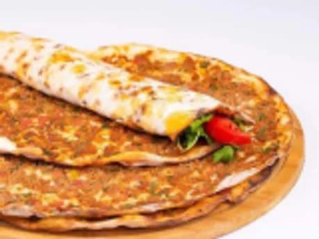 35. Pizza turca lahmacum