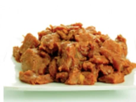 Pinchos con patatas fritas