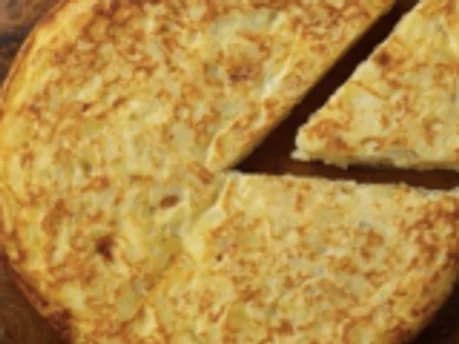 Ración de tortilla de piña y melocotón